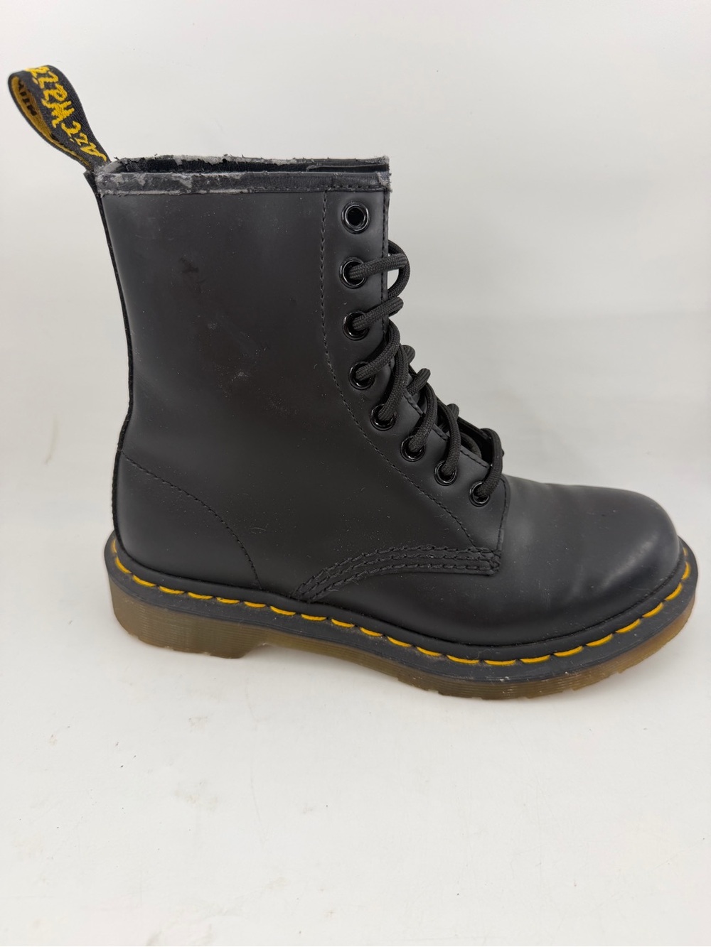 Dr Martens Women’s Air Wair -SZ 6- Black Leather Lace-Up Combat Boots